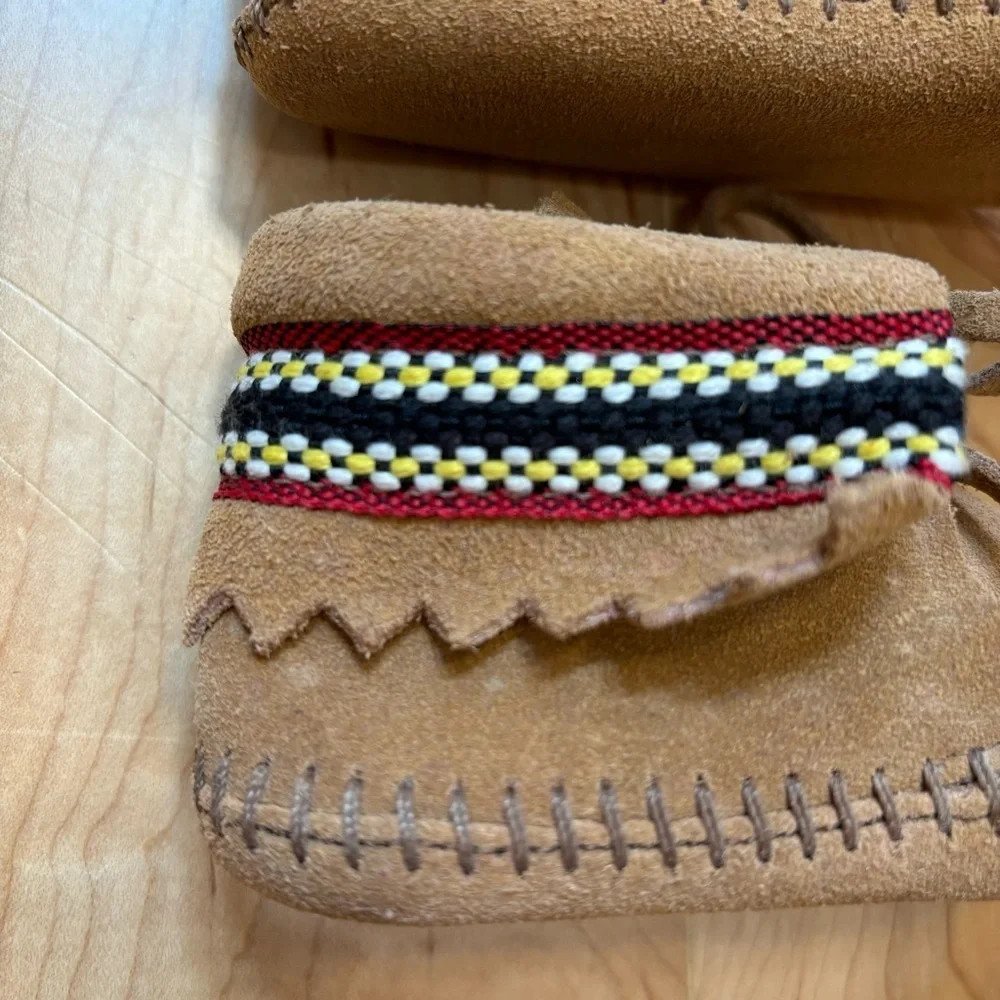 NEW Minnetonka Moccasins with Embroidered Detailing Leather Suede Braided Bootie